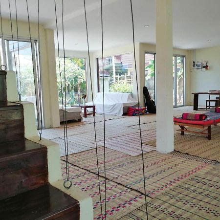 Vanpila Savannakhet Exterior foto